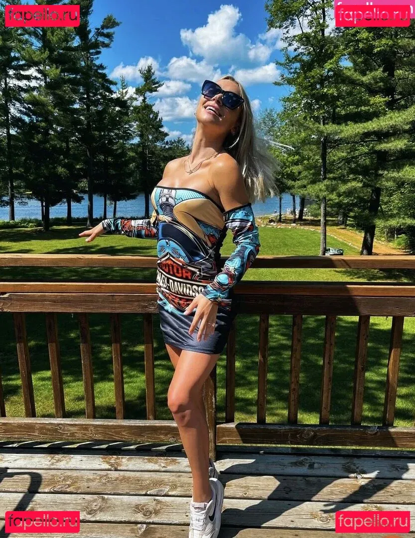 Natalie Decker Onlyfans Photo Gallery 