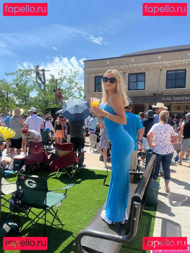 Natalie Decker Onlyfans Photo Gallery 