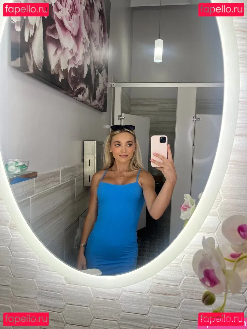 Natalie Decker Onlyfans Photo Gallery 