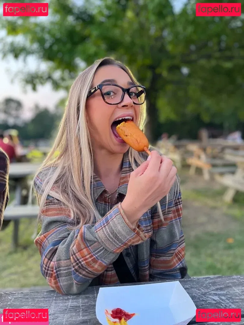 Natalie Decker Onlyfans Photo Gallery 