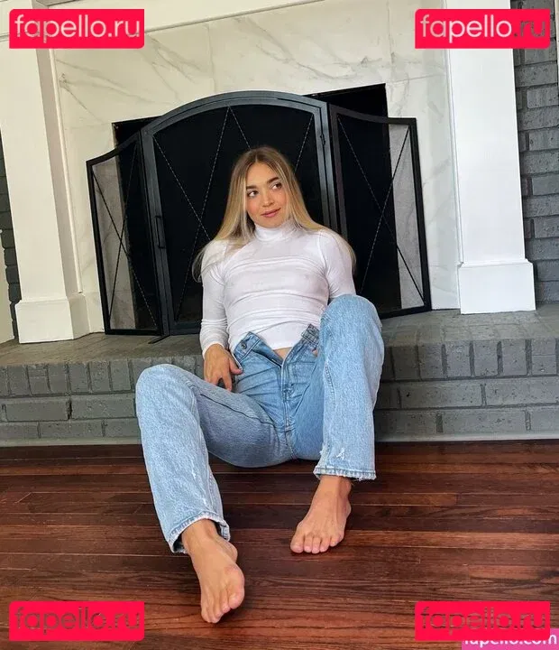 Natalie Decker Onlyfans Photo Gallery 
