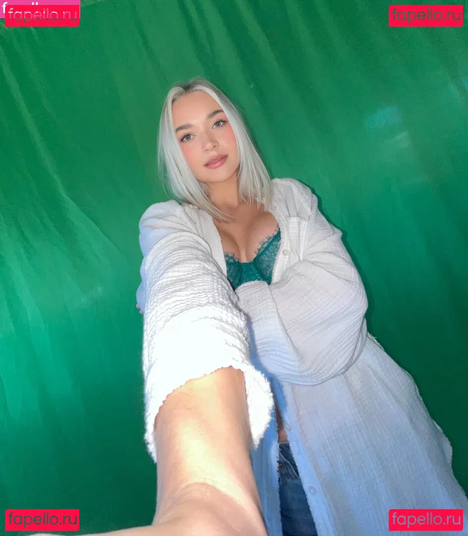 Natalie Decker Onlyfans Photo Gallery 