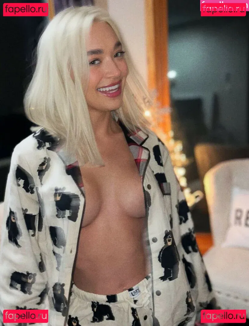 Natalie Decker Onlyfans Photo Gallery 