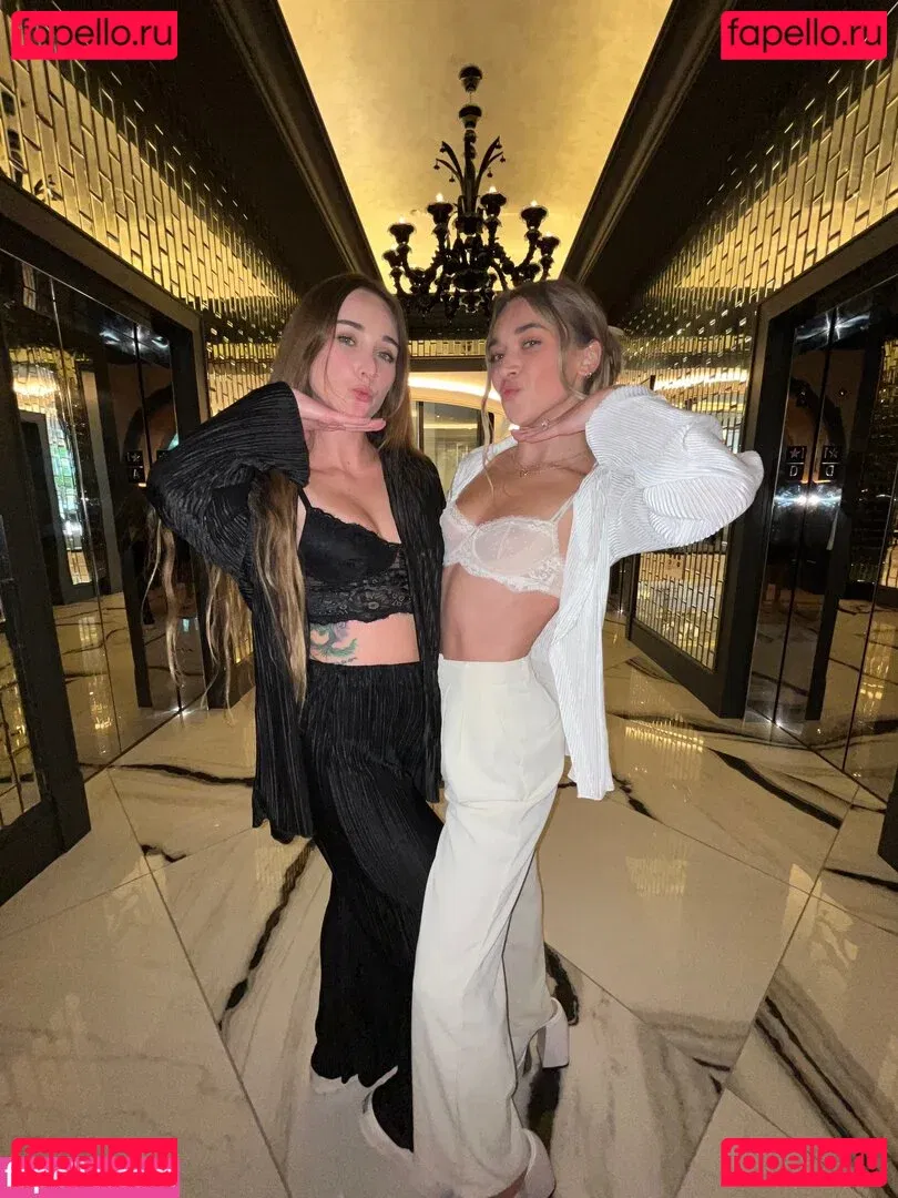 Natalie Decker Onlyfans Photo Gallery 