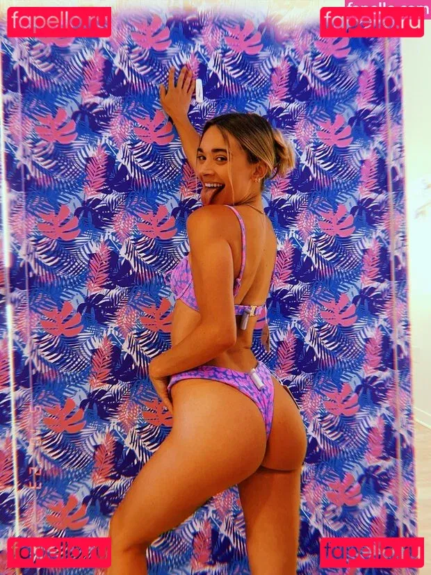 Natalie Decker Onlyfans Photo Gallery 