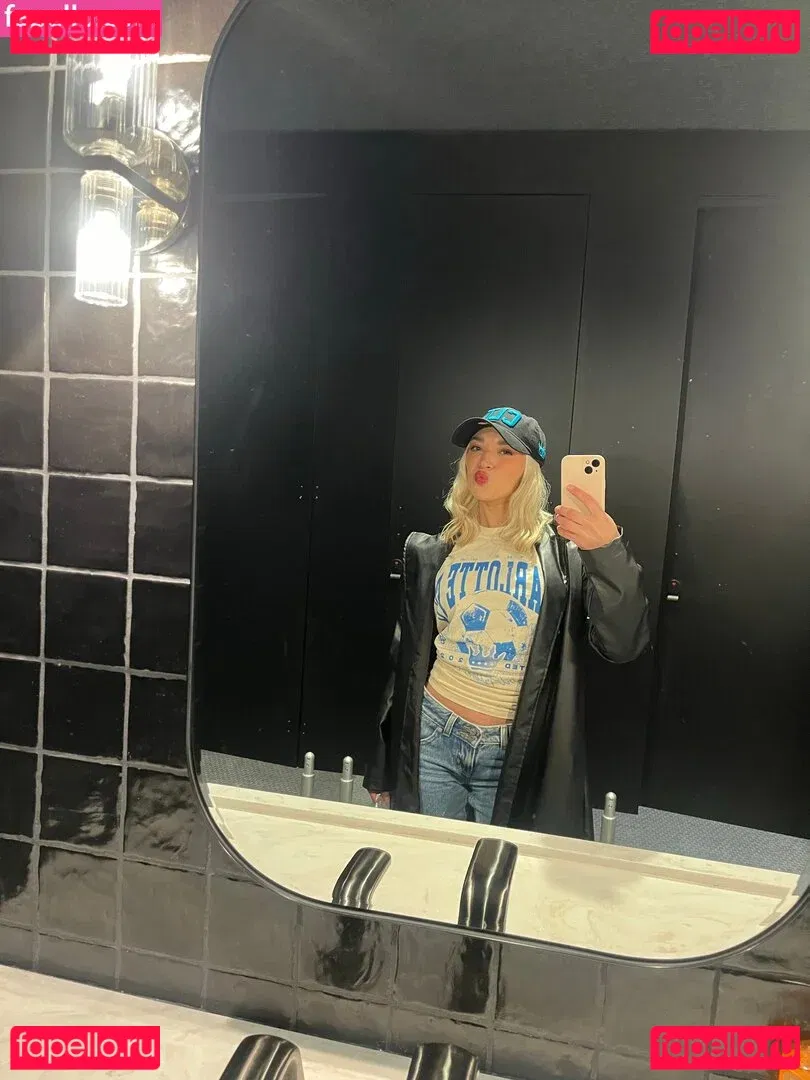 Natalie Decker Onlyfans Photo Gallery 