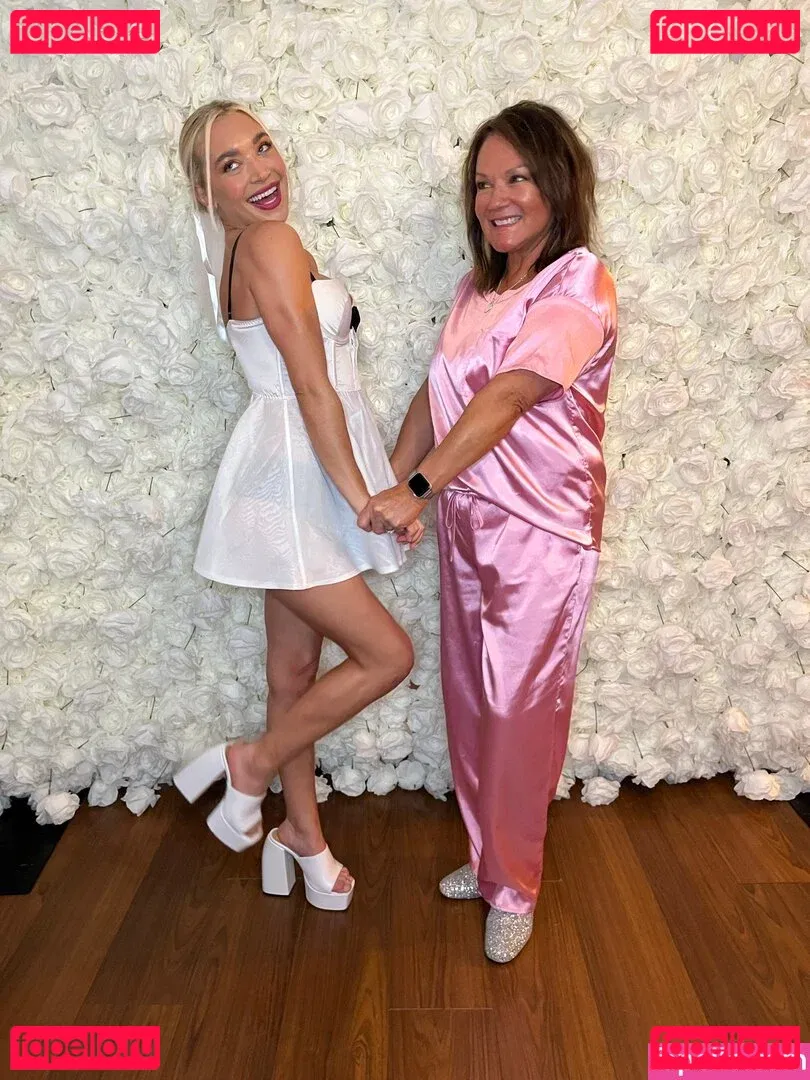 Natalie Decker Onlyfans Photo Gallery 