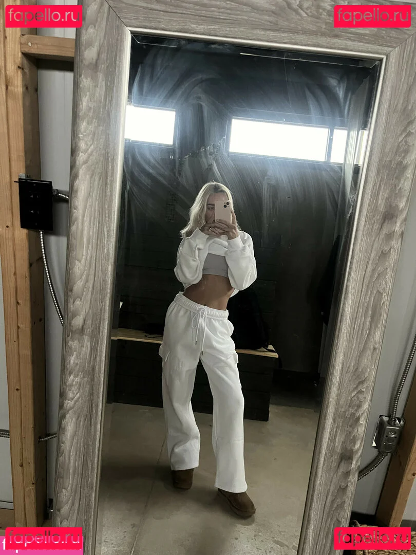 Natalie Decker Onlyfans Photo Gallery 