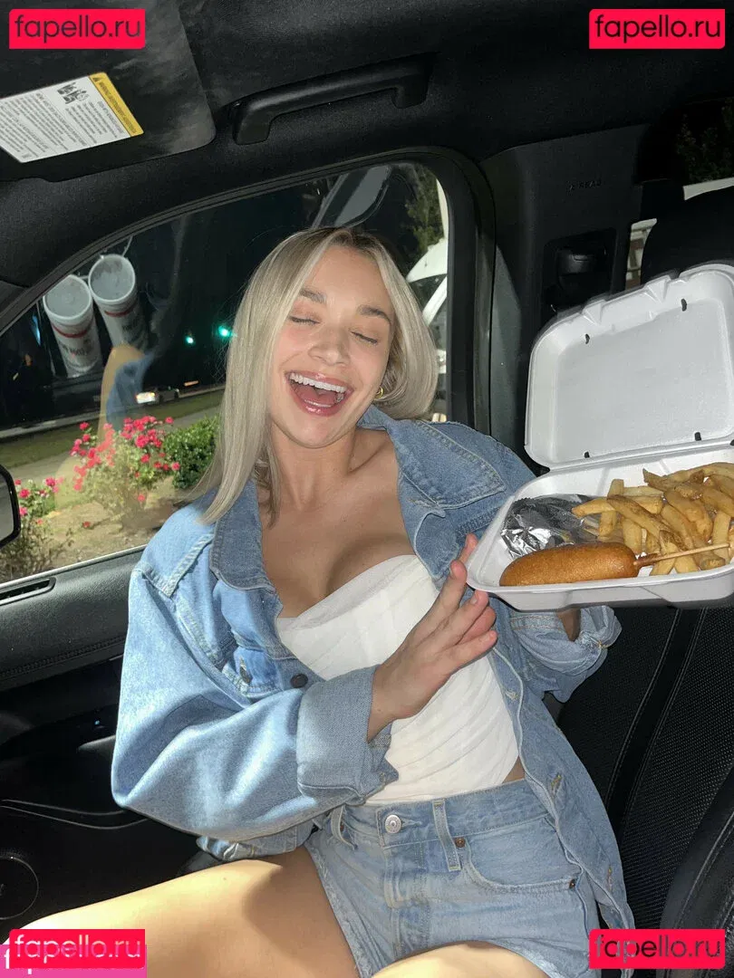 Natalie Decker Onlyfans Photo Gallery 