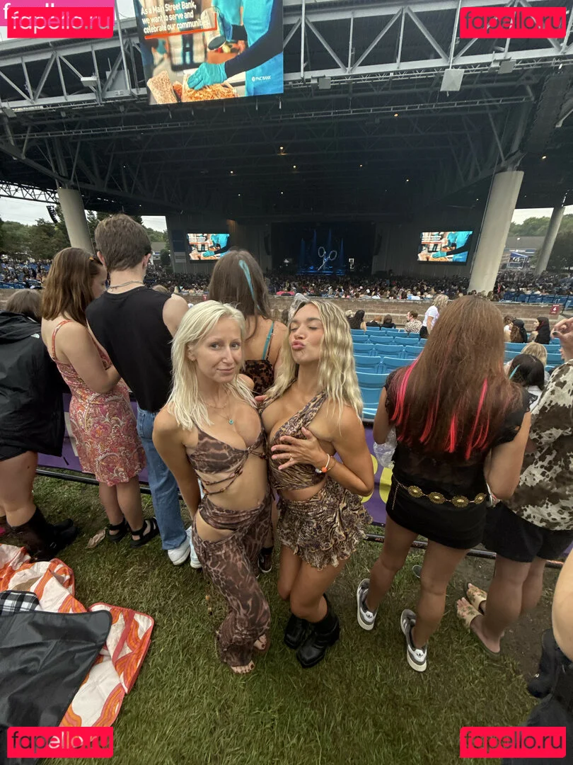 Natalie Decker Onlyfans Photo Gallery 