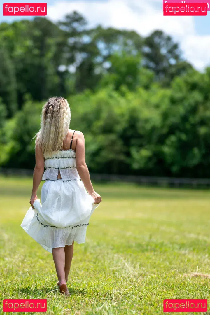 Natalie Decker Onlyfans Photo Gallery 