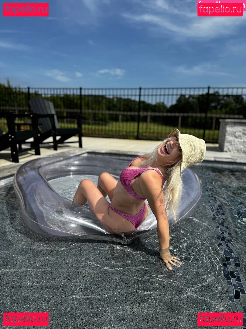 Natalie Decker Onlyfans Photo Gallery 