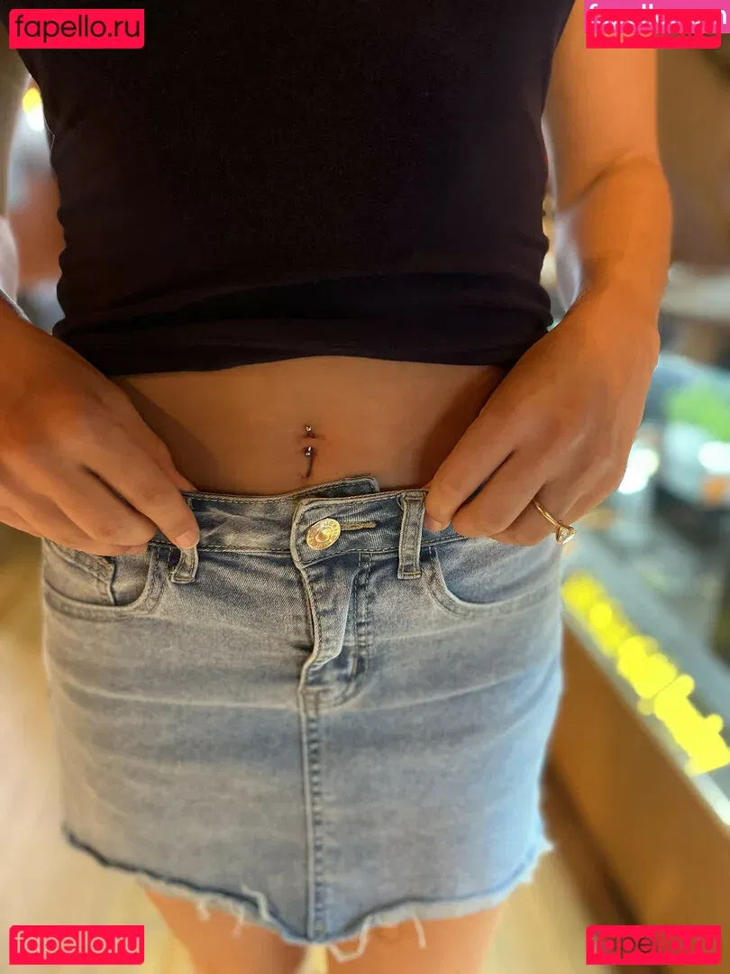 Natalie Decker Onlyfans Photo Gallery 