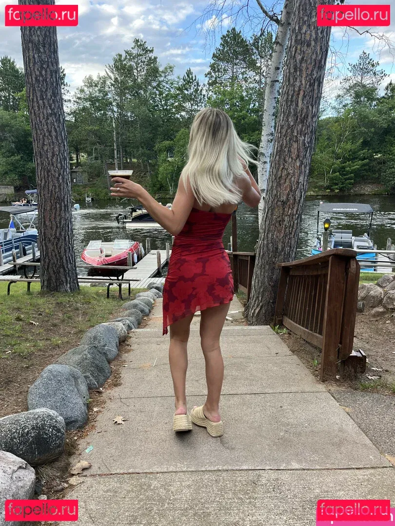 Natalie Decker Onlyfans Photo Gallery 