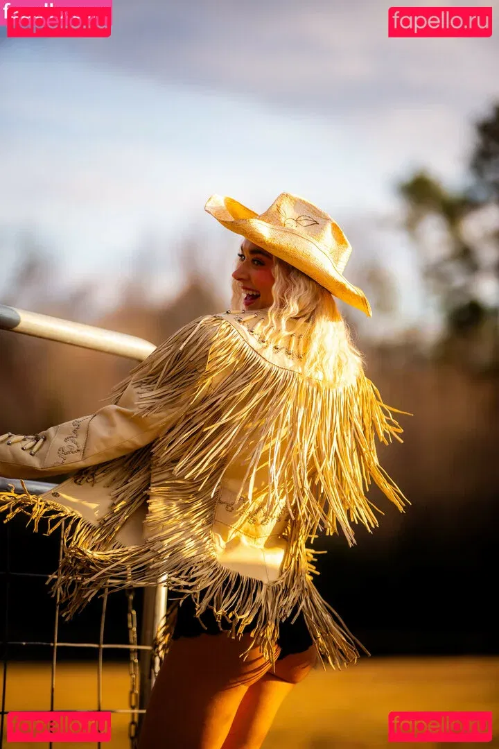 Natalie Decker Onlyfans Photo Gallery 