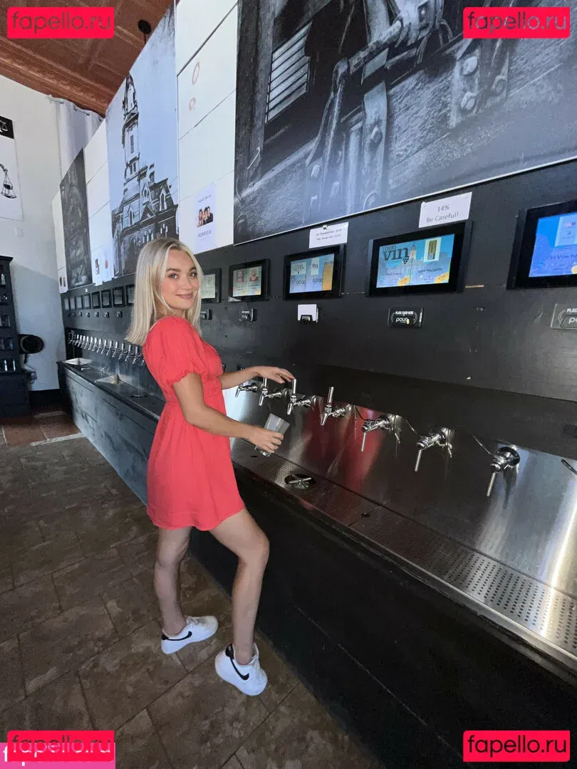 Natalie Decker Onlyfans Photo Gallery 