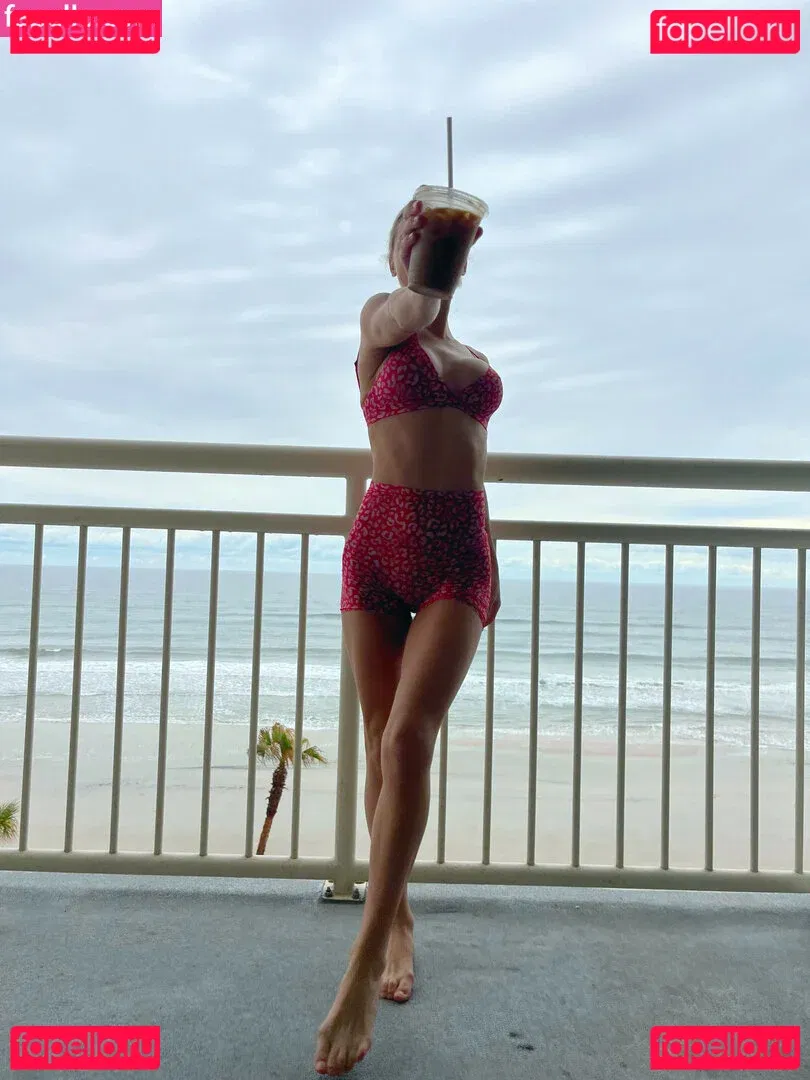 Natalie Decker Onlyfans Photo Gallery 