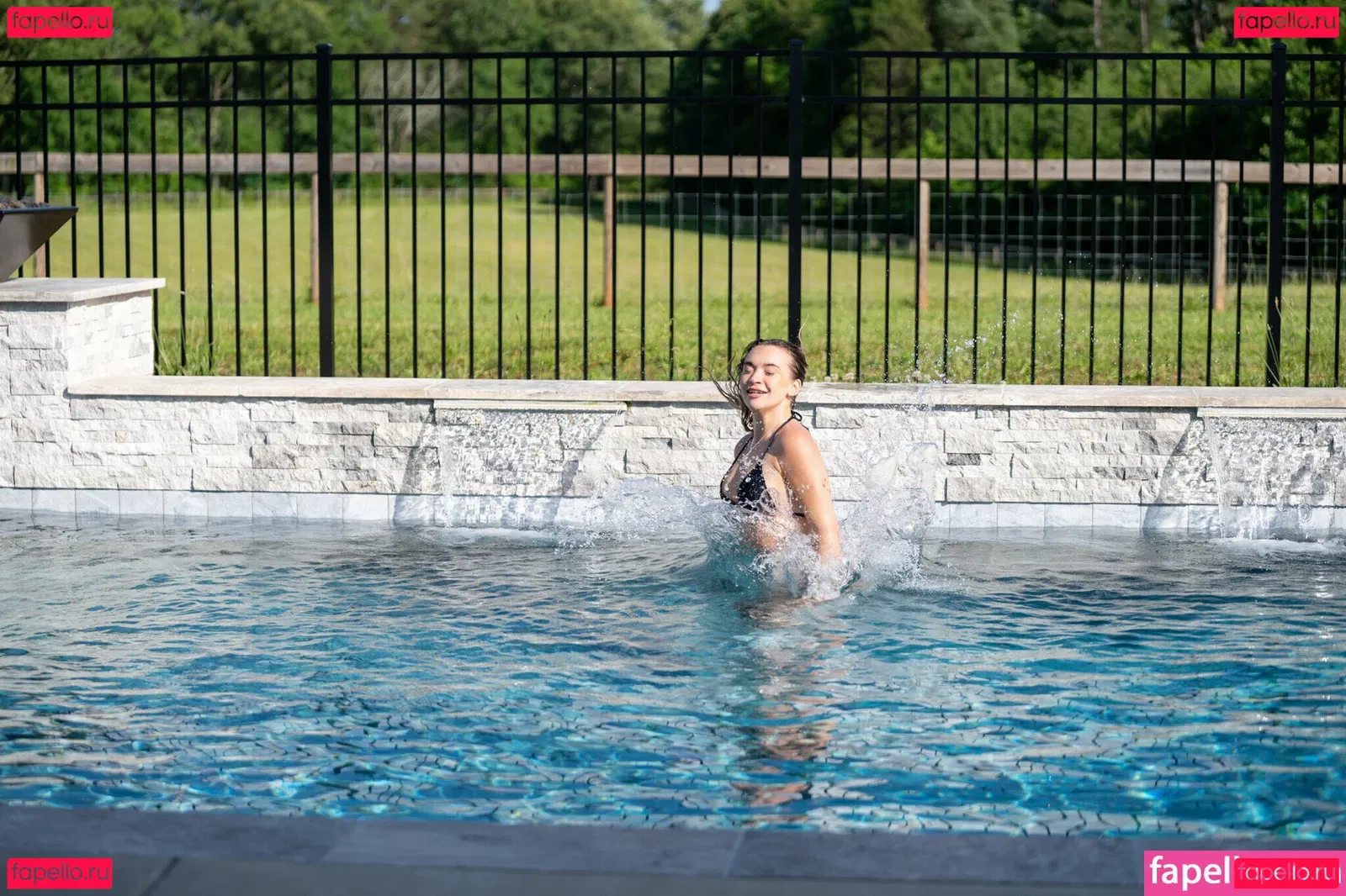 Natalie Decker Onlyfans Photo Gallery 