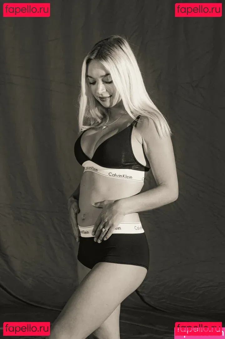 Natalie Decker Onlyfans Photo Gallery 