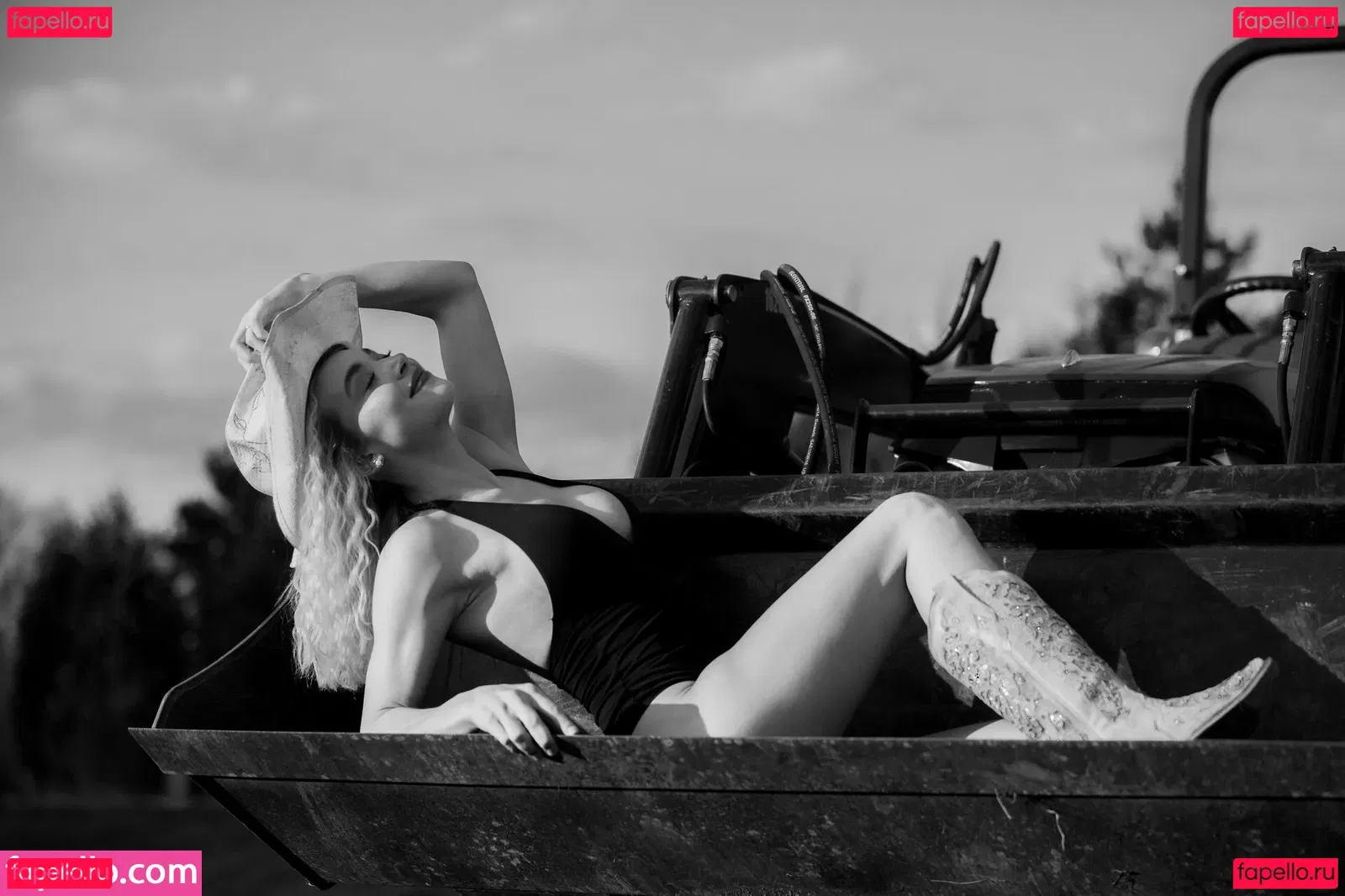 Natalie Decker Onlyfans Photo Gallery 