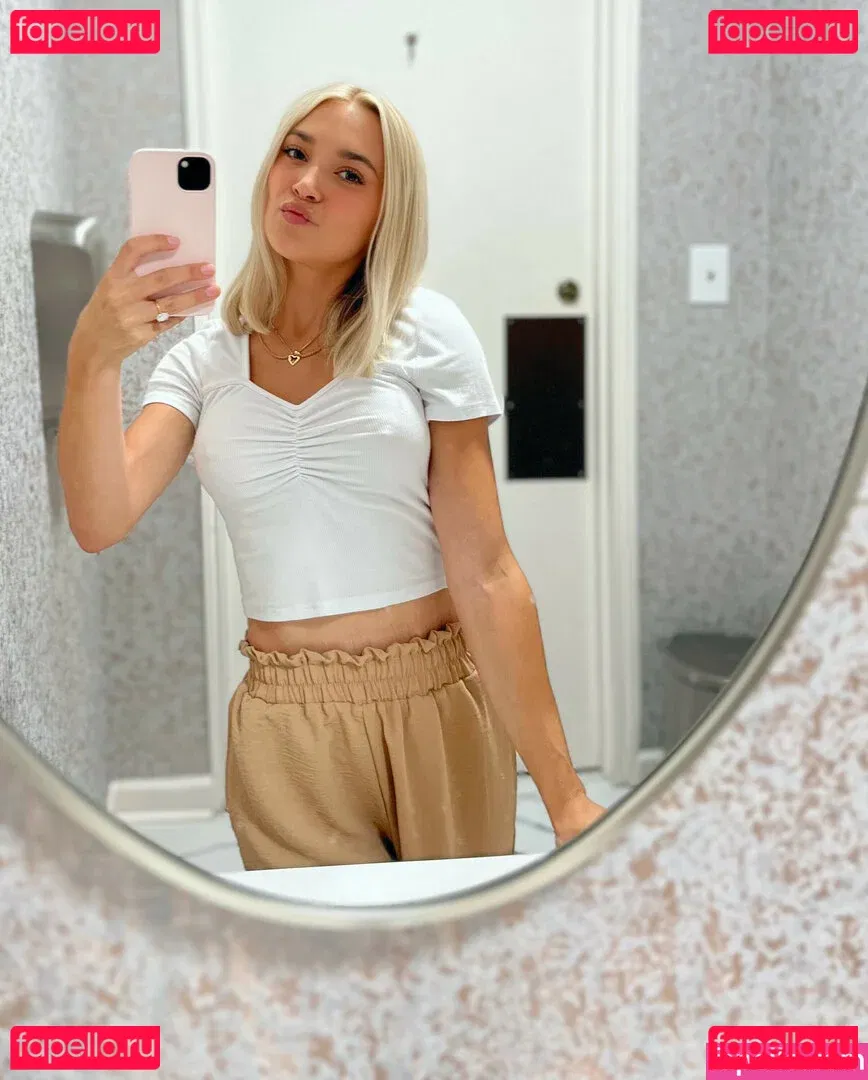 Natalie Decker Onlyfans Photo Gallery 