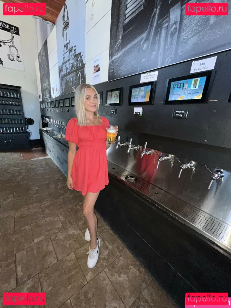 Natalie Decker Onlyfans Photo Gallery 