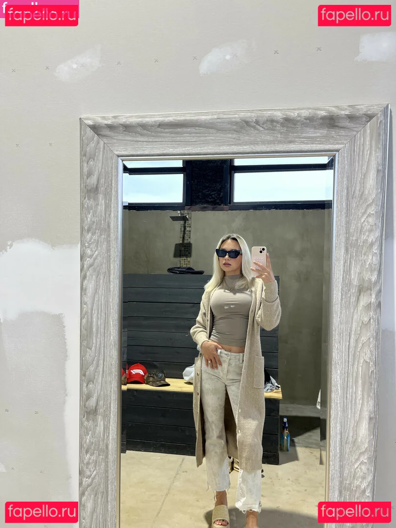 Natalie Decker Onlyfans Photo Gallery 