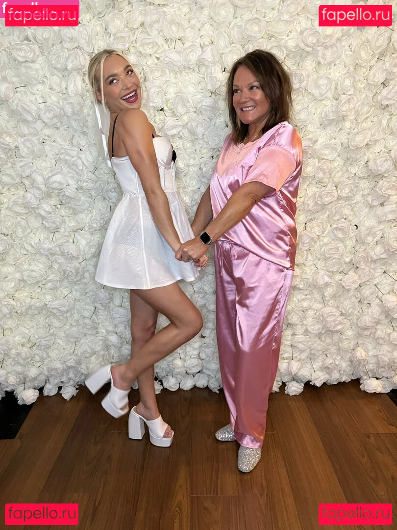 Natalie Decker Onlyfans Photo Gallery 