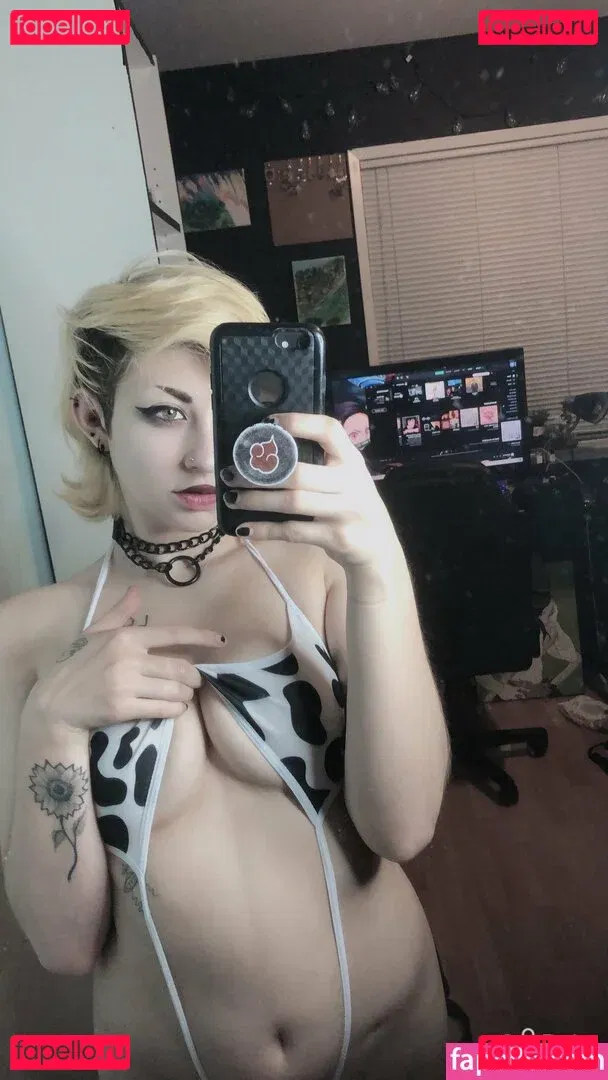 boozygremlin Onlyfans Photo Gallery 