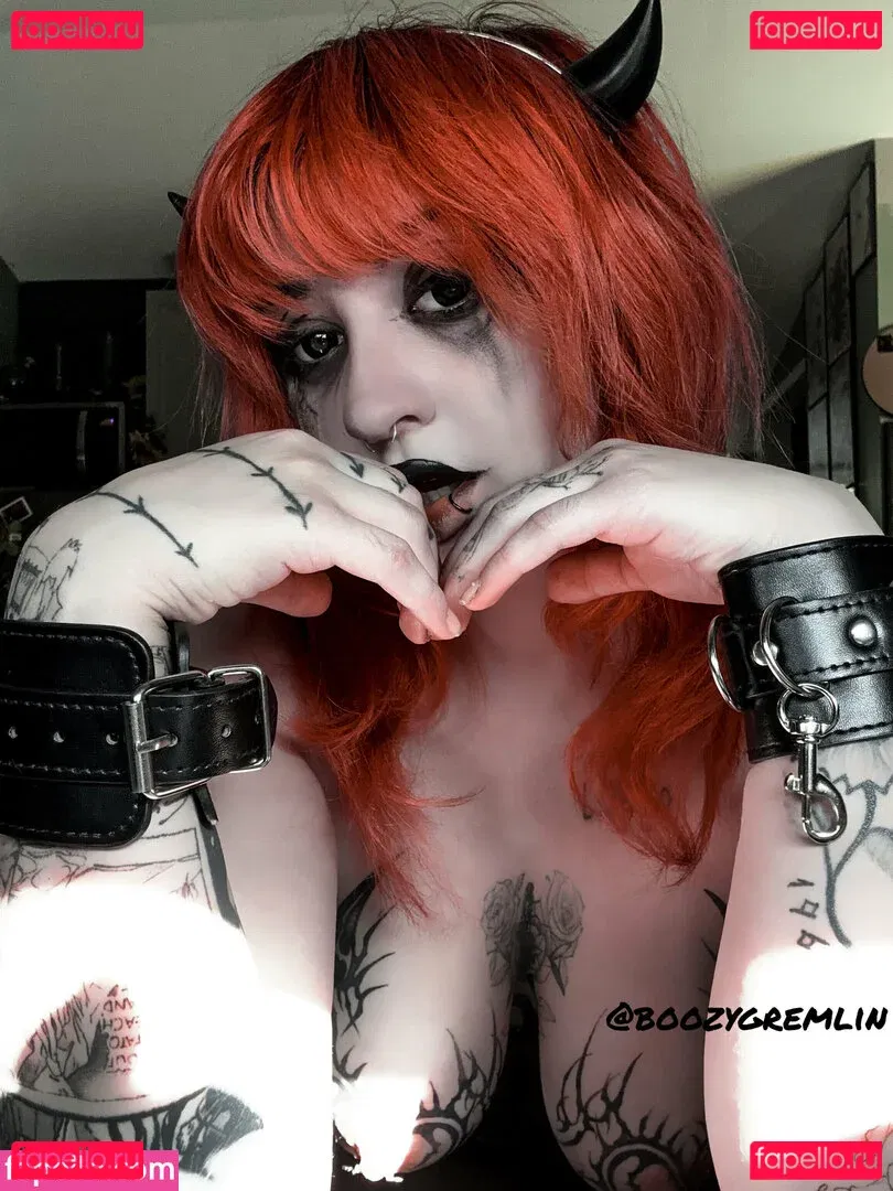 boozygremlin Onlyfans Photo Gallery 