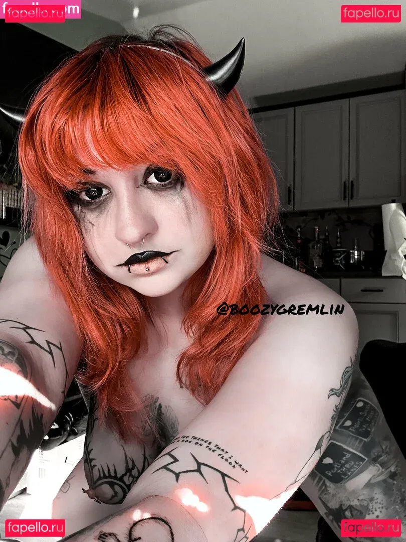 boozygremlin Onlyfans Photo Gallery 