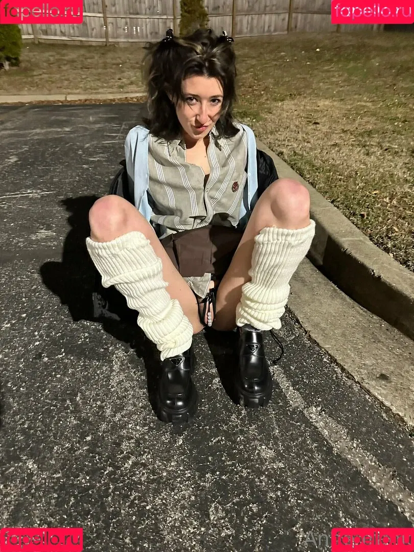 lil_ann3frank Onlyfans Photo Gallery 