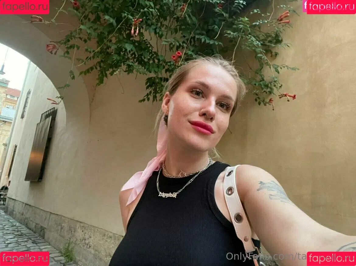 tati_blonde Onlyfans Photo Gallery 