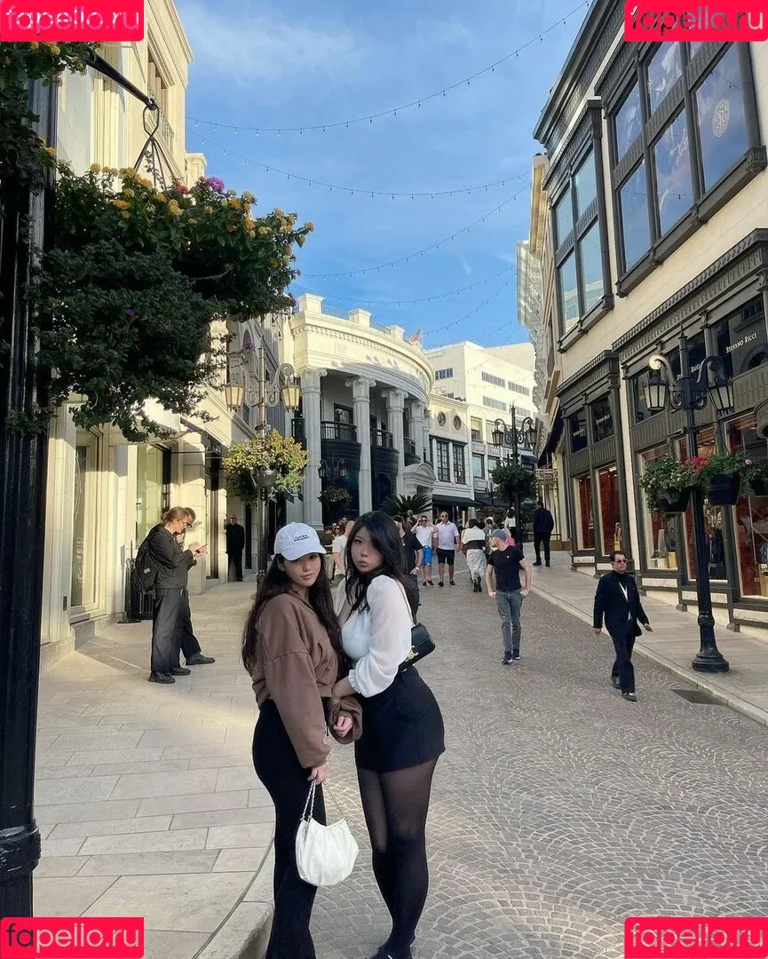 Anikauwu Onlyfans Photo Gallery 