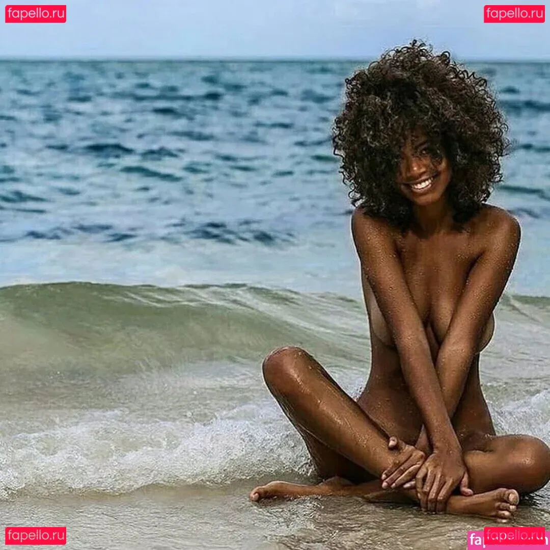 brat.t Onlyfans Photo Gallery 