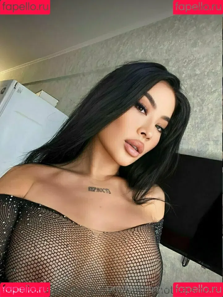 dinaria_sweet Onlyfans Photo Gallery 