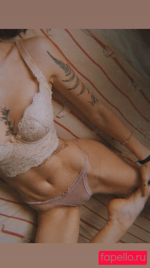 Irina Adelina Nude Onlyfans Photo 4
