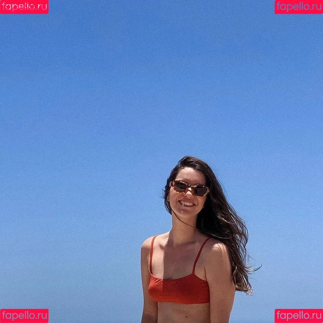 Nathalia Dill Onlyfans Photo Gallery 