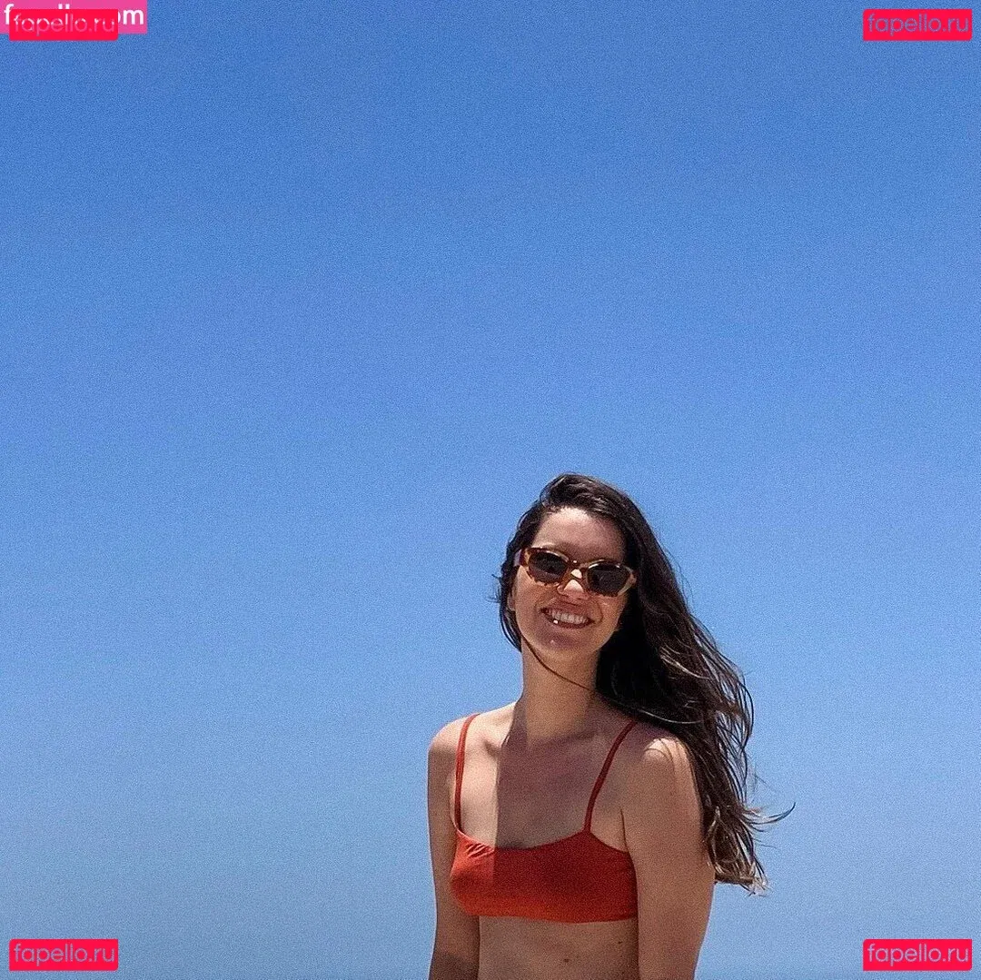 Nathalia Dill Onlyfans Photo Gallery 