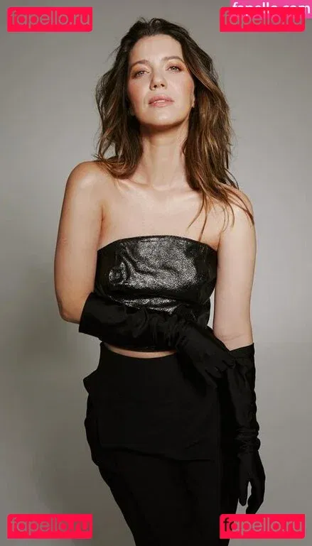 Nathalia Dill Onlyfans Photo Gallery 