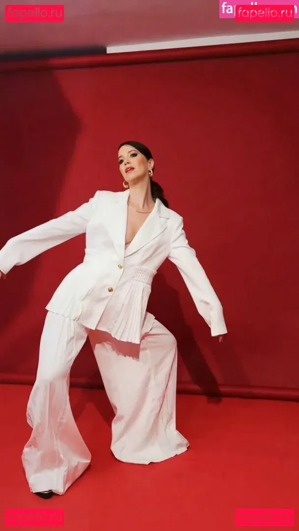 Nathalia Dill Onlyfans Photo Gallery 