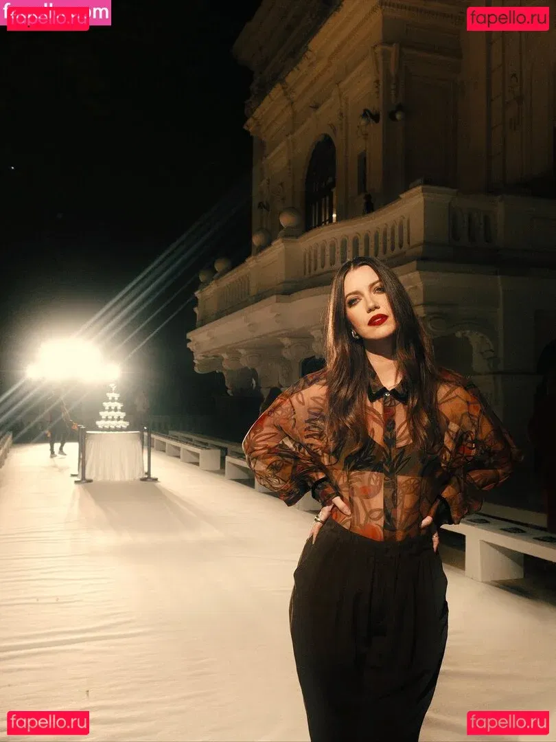 Nathalia Dill Onlyfans Photo Gallery 