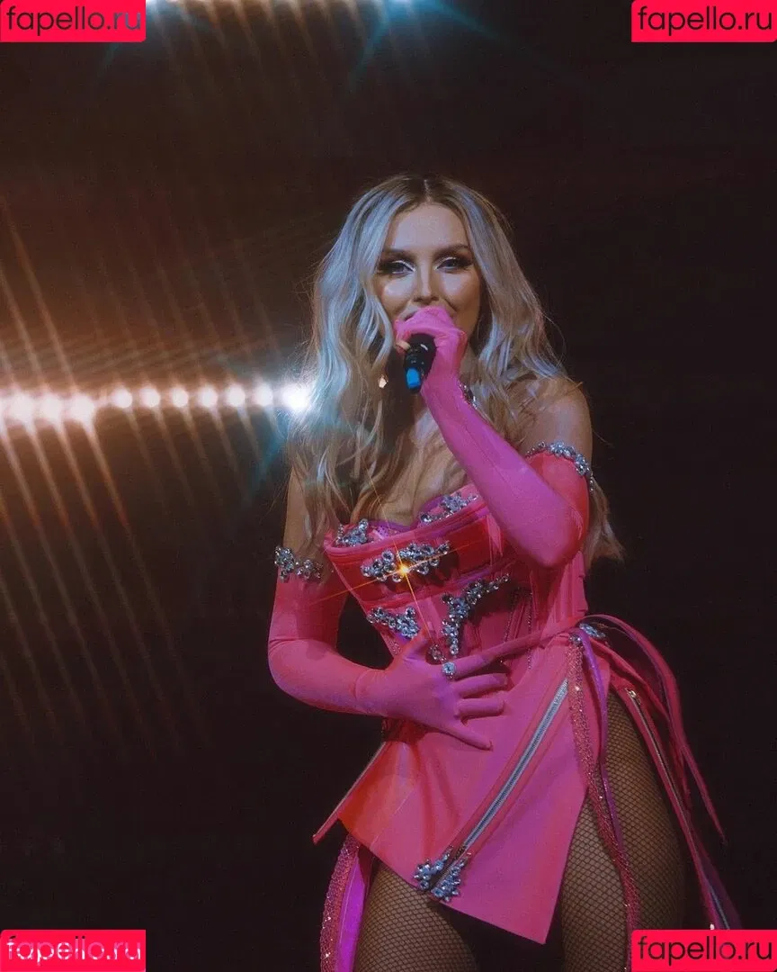 Perrie Edwards Onlyfans Photo Gallery 