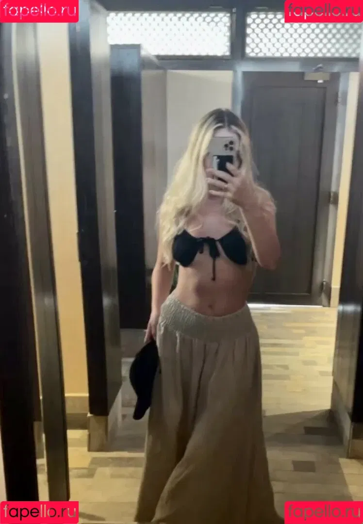 Perrie Edwards Onlyfans Photo Gallery 