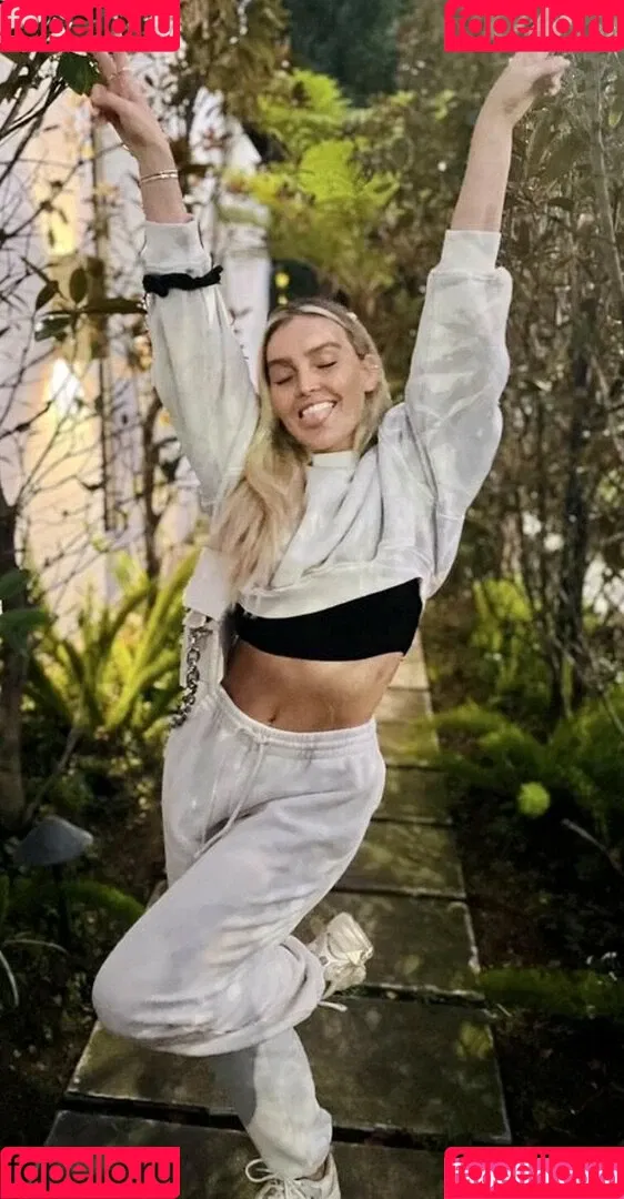 Perrie Edwards Onlyfans Photo Gallery 