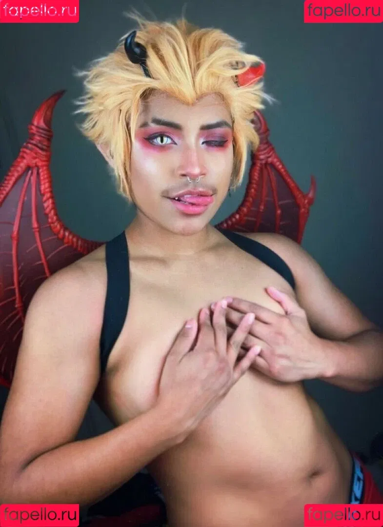 Stevieryu Onlyfans Photo Gallery 