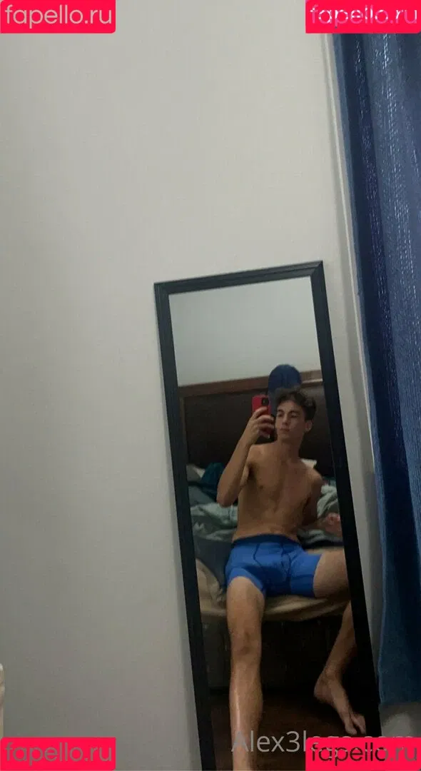 alex3legs Onlyfans Photo Gallery 