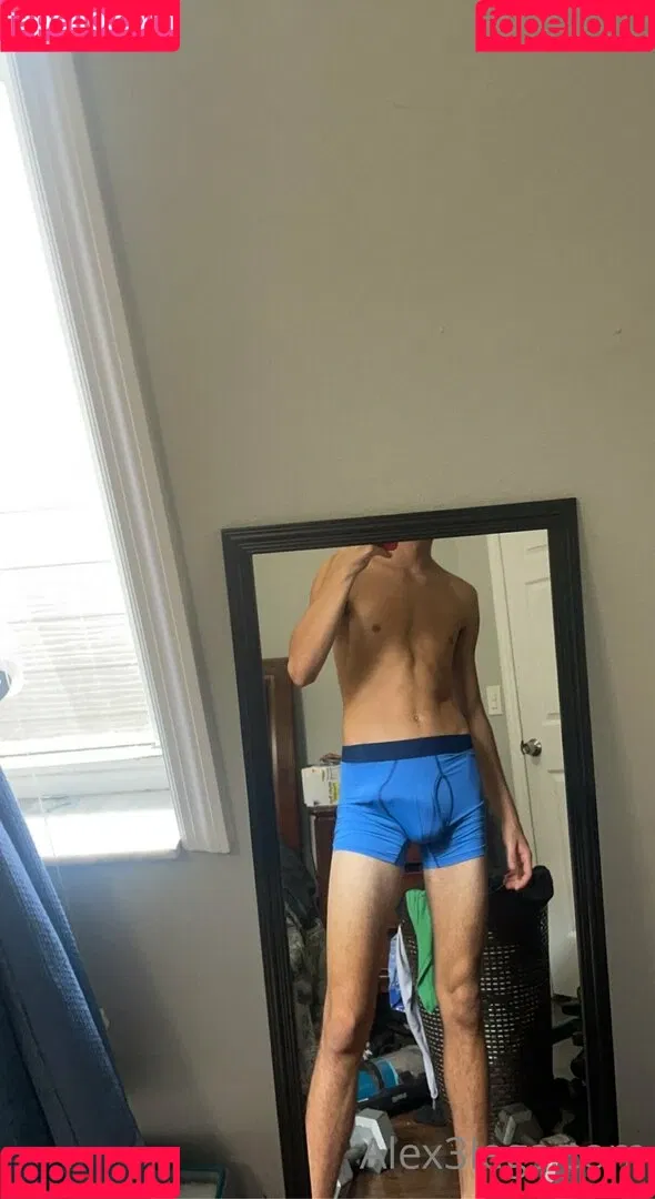 alex3legs Onlyfans Photo Gallery 