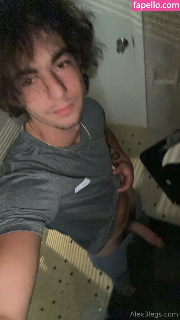 alex3legs Onlyfans Photo Gallery 