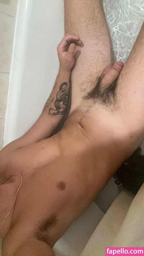 alex3legs Onlyfans Photo Gallery 